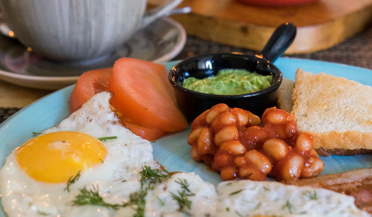 How to Host Guests with Dietary Requirements at Breakfast